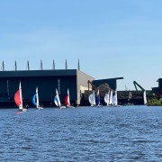 SvSE-Seglerinnen erfolgreich bei der Weser-Glocke – Jana Clemens & Judith Kunka sind Landesmeisterinnen Bild 2
